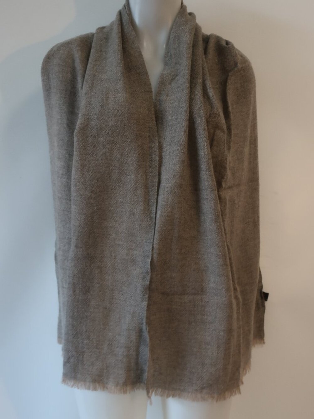 Womens Loro Piana Taupe (Item-25) Pure Cashmere Rectangle Scarf
